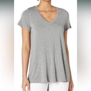 HUE Women's Tunic Tee size small